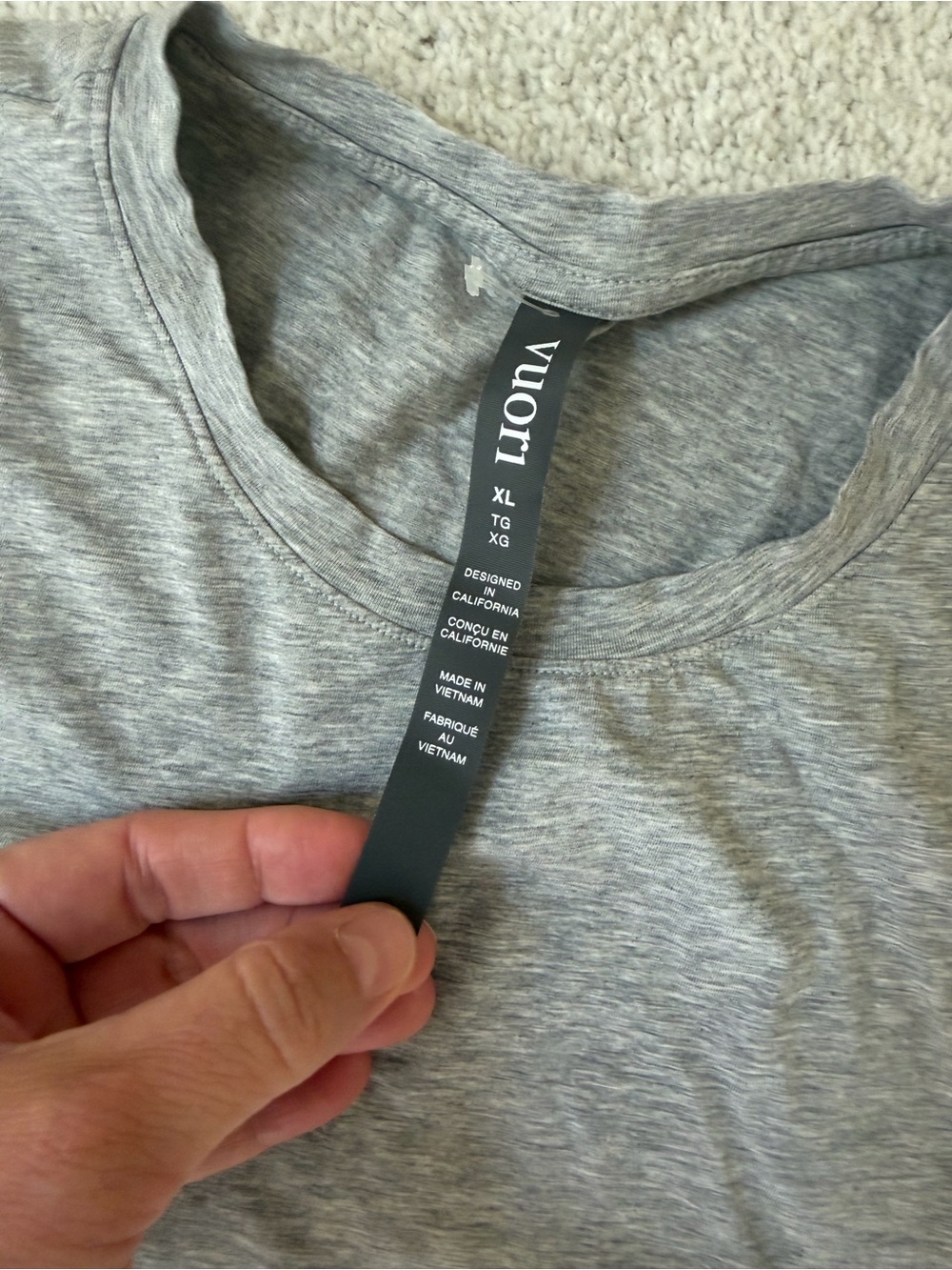 Vuori women’s Short Sleeve Crew Tee - Picture 3 of 4